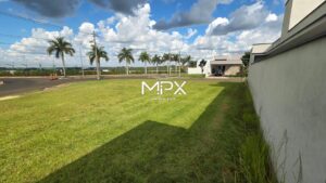 Terreno à venda no Residencial Park Unimep Taquaral em Piracicaba — 483 m²