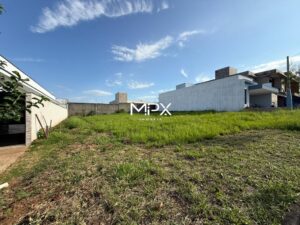 Terreno à venda no Residencial Reserva Jardins em Piracicaba