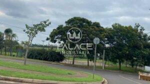 Terreno à venda em Santa Rosa, Piracicaba — Condomínio Villa Bella Vista