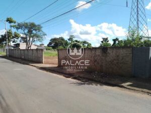 Terreno à venda em Chácara Esperia, Piracicaba