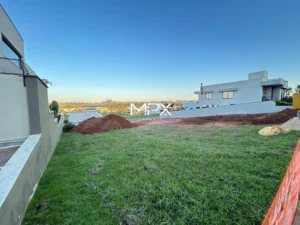 Terreno à venda no Residencial Terra de Ártemis em Piracicaba.