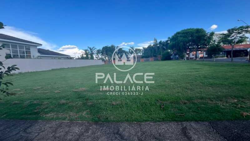 Terreno à venda em Campestre, Piracicaba — Park Campestre I