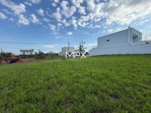 Terreno à venda no Residencial Reserva Jardins em Piracicaba