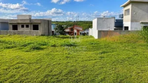 Terreno em condomínio à venda em Santa Rosa, Piracicaba — Condomínio  Villa Bela Vista