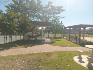 Terreno em condomínio à venda em Jardim São Francisco, Piracicaba — Condominio Residencial Canadá
