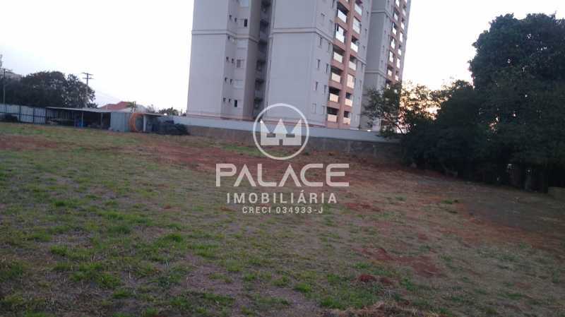 Terreno à venda em Piracicamirim, Piracicaba