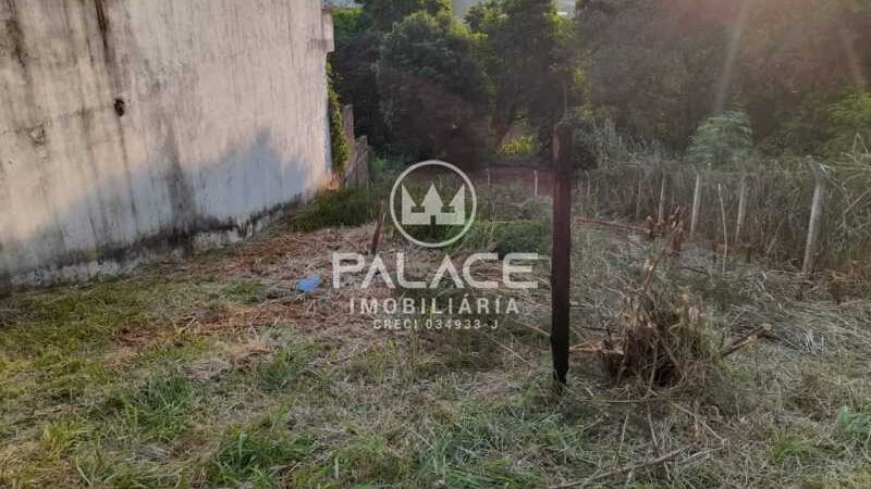 Terreno à venda em Vila Rezende, Piracicaba