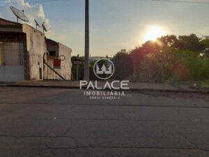 Terreno à venda em Vila Rezende, Piracicaba