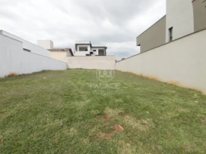 Terreno em condomínio à venda em Jardim Abaeté, Piracicaba — Moinho Vermelho