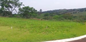 Terreno à venda em Centro, São Pedro