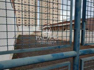 Terreno à venda e para alugar em Centro, Piracicaba