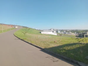 Terreno em condomínio à venda em Jardim São Francisco, Piracicaba — Condominio Residencial Canadá