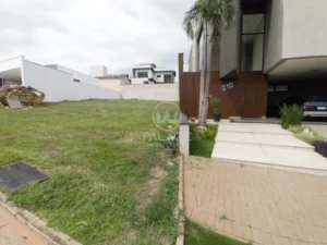 Terreno em condomínio à venda em Jardim Abaeté, Piracicaba — Moinho Vermelho