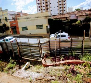 Terreno à venda em Centro, Piracicaba