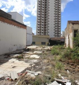 Terreno à venda em Centro, Piracicaba