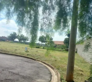 Terreno em condomínio à venda em Residencial Fazenda Pinheirinho, Rio das Pedras — Condomínio Quinta do Engenho