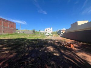 Terreno à venda no Condomínio Canadá Residencial em Piracicaba