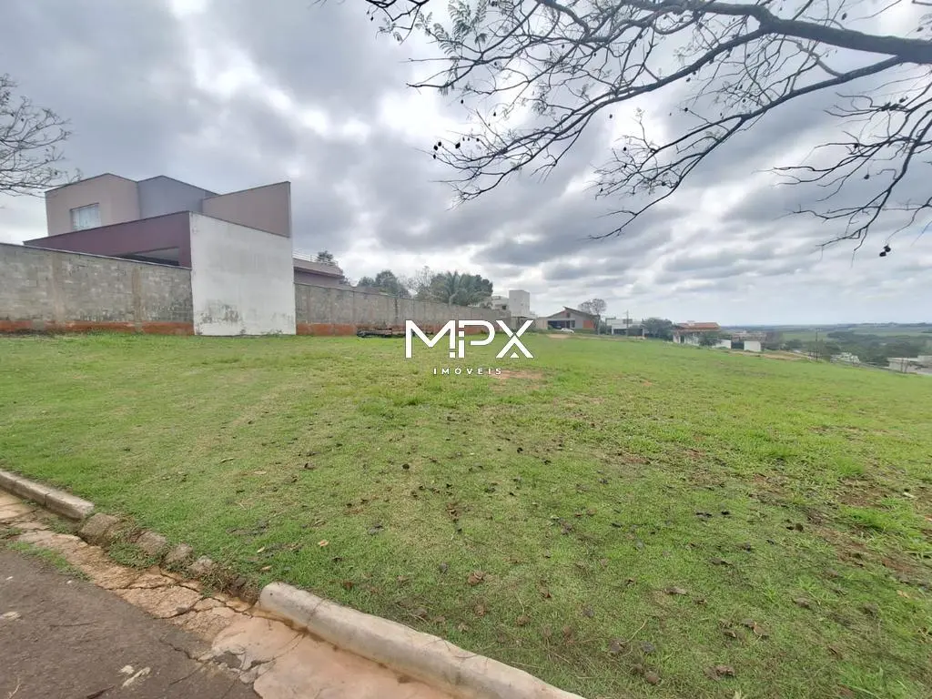 Terreno à venda no Condomínio Residencial Morada dos Pássaros em Rio das Pedras