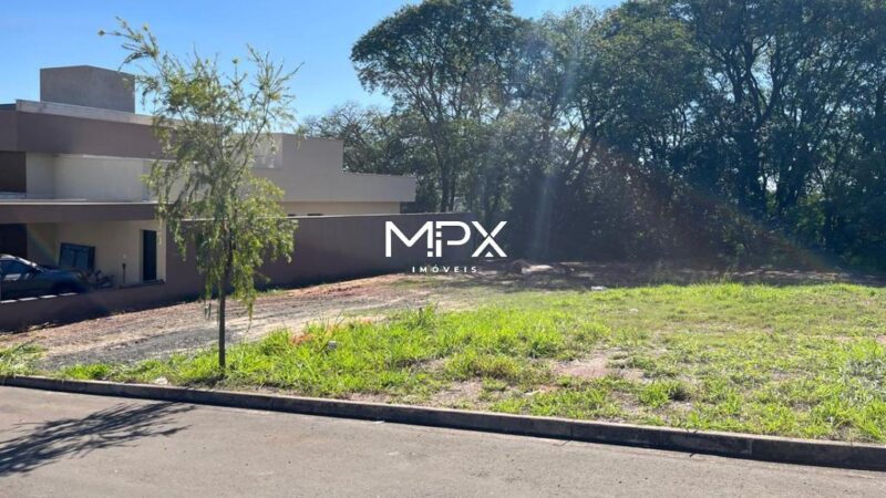 Terreno à venda no Condomínio Canadá Residencial em Piracicaba