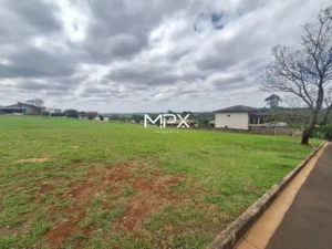 Terreno à venda no Condomínio Residencial Morada dos Pássaros em Rio das Pedras