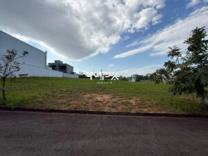 Terreno à venda no Residencial Reserva Jardins em Piracicaba