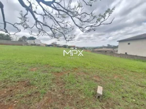 Terreno à venda no Condomínio Residencial Morada dos Pássaros em Rio das Pedras