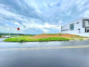 Terreno à venda em Piracicaba, Loteamento São Francisco, com 402 m², Canadá Residencial