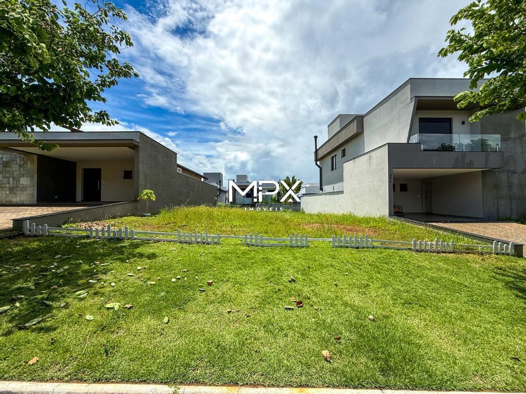 Terreno à venda no Residencial Villa D áquila em Piracicaba