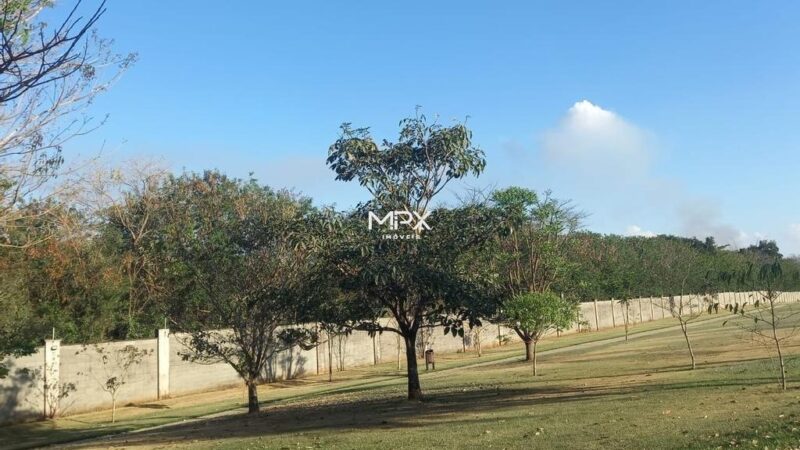 Terreno à venda no Residencial São Luiz em Piracicaba — 348 m²