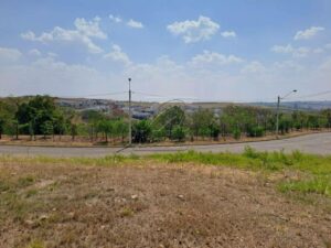 Terreno à venda em Jardim São Francisco, Piracicaba — Residencial Canadá
