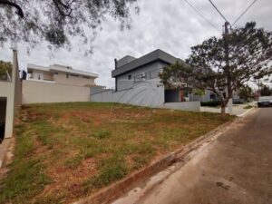 Terreno à venda em Água Branca, Piracicaba — Condomínio São Luiz