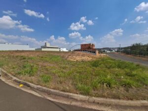 Terreno à venda em Jardim São Francisco, Piracicaba — Residencial Canadá
