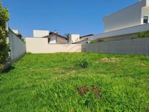Terreno à venda em Campestre, Piracicaba — Parque dos Ypês