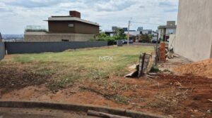 Terreno à venda no Residencial Park Unimep Taquaral em Piracicaba