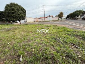 Terreno à venda no Residencial São Luiz em Piracicaba — 258 m²