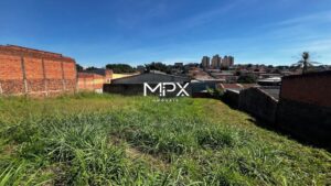 Terreno à venda no bairro Higienópolis em Piracicaba