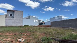 Terreno à venda em Piracicaba, Água Branca, com 175 m²