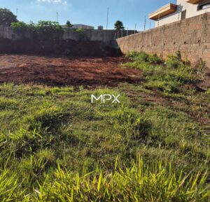 Terreno à venda no bairro Jardim São Francisco em Piracicaba — 300 m² — Cód. MPX-TE3213