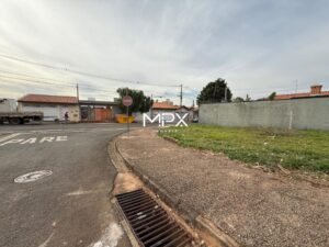 Terreno à venda no Residencial São Luiz em Piracicaba — 258 m²