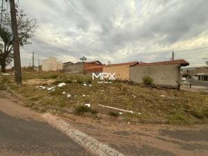 Terreno à venda em Piracicaba, Jardim dos Manacás, com 255 m²