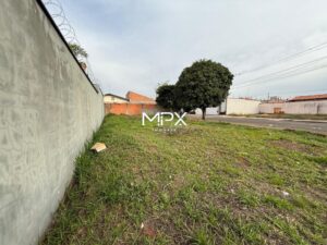 Terreno à venda no Residencial São Luiz em Piracicaba — 258 m²