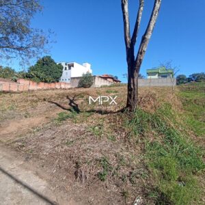 Terreno à venda no bairro Santa Rosa em Piracicaba — 420 m²