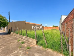 Terreno à venda no bairro Jardim Torrezan em Saltinho