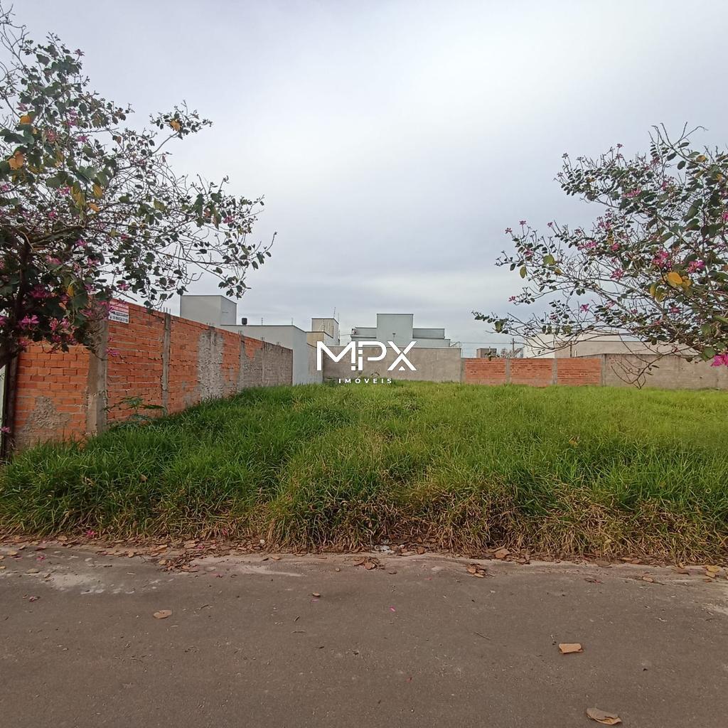 Terreno à venda no bairro Jardim São Francisco em Piracicaba.