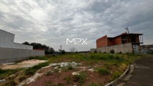 Terreno à venda no Residencial Quinta do Campestre em Piracicaba.