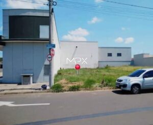 Terreno à venda no bairro Santa Terezinha em Piracicaba — 240 m²