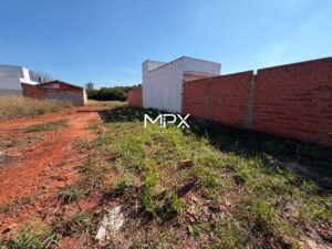 Terreno à venda no bairro Água Branca em Piracicaba