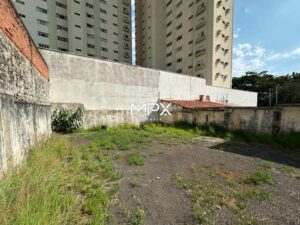 Terreno à venda e para alugar no bairro Centro em Piracicaba.