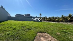 Terreno à venda no Residencial Reserva do Engenho em Piracicaba — 688 m²