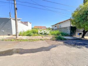 Terreno à venda no bairro Nova Piracicaba em Piracicaba